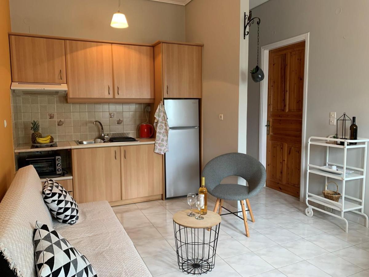 Katerinas Inn Apartments Керион Экстерьер фото
